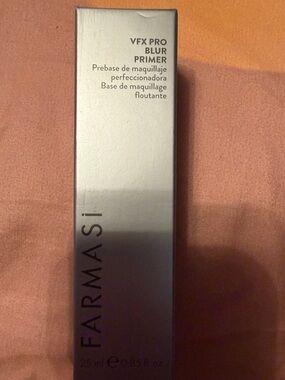 Farmasi VFX Pro Blur Primer - Silver Packaging